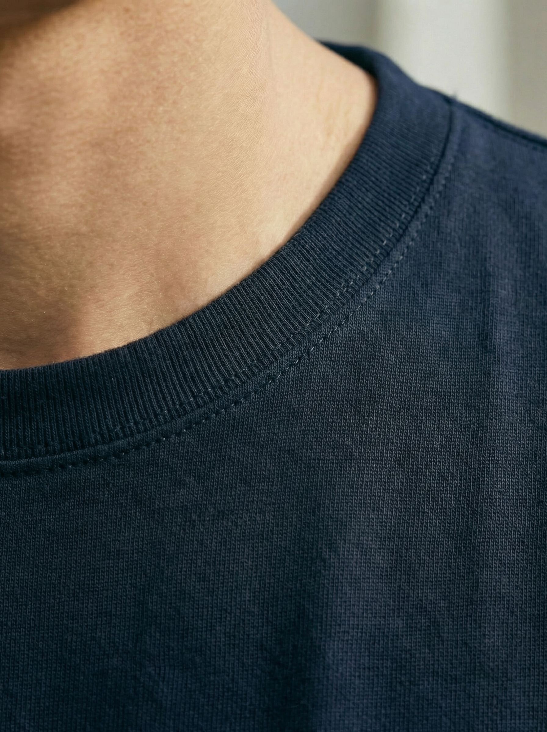 Solid Round Neck Navy Blue Tshirt
